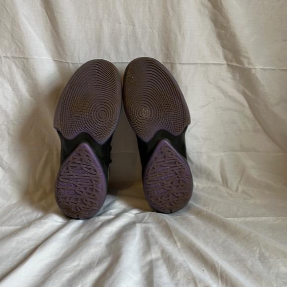 Giannis Antetokounmpo Nike Zoom Freak 2 "Dusty Amethyst" - Picture 7 of 8